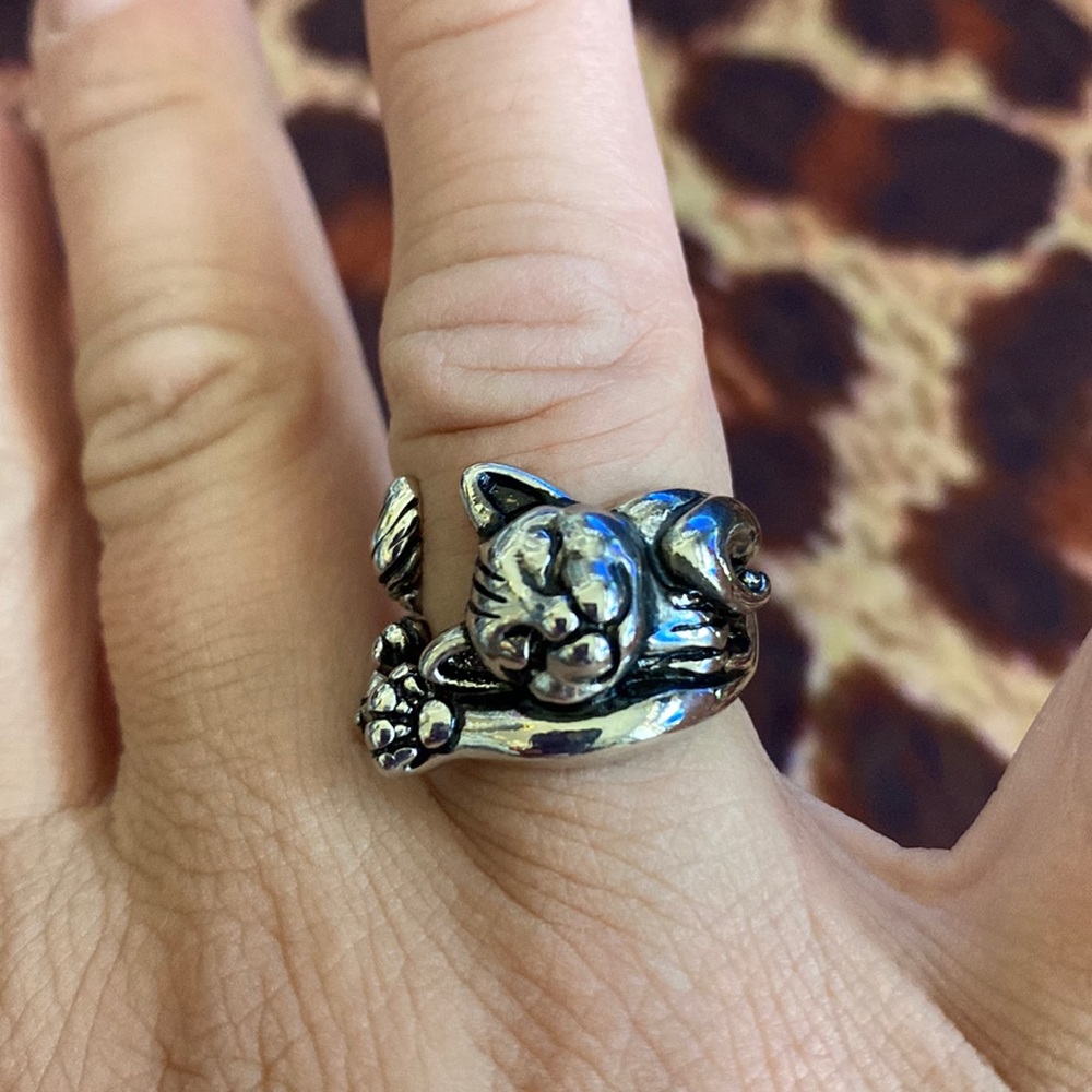 Cute Sleeping Kitty Adjustable Ring